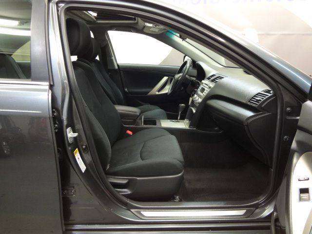 2011 Toyota Camry SE 4dr Sedan 6A